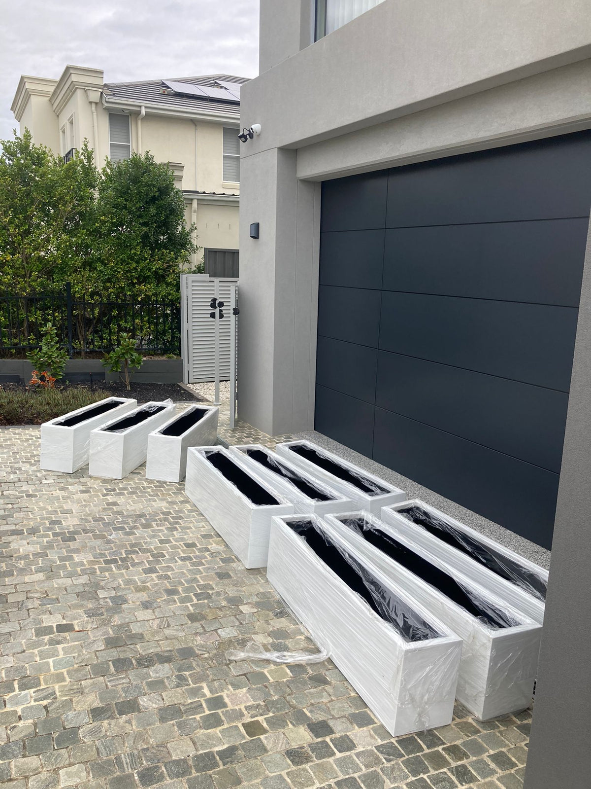 Custom Planter Boxes hover